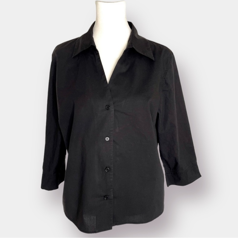 Black Classic V Neck Blouse Size Large